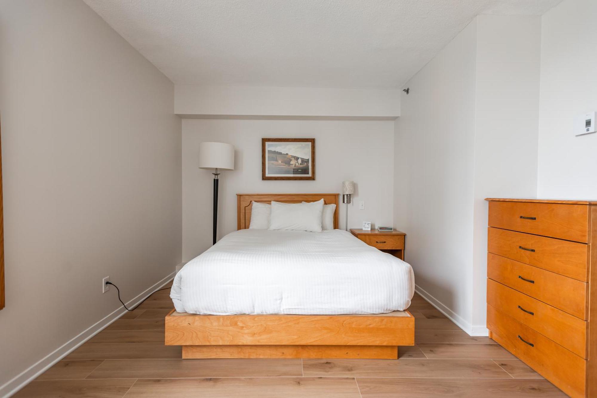 Hotel Les Suites Labelle Montréal Eksteriør bilde