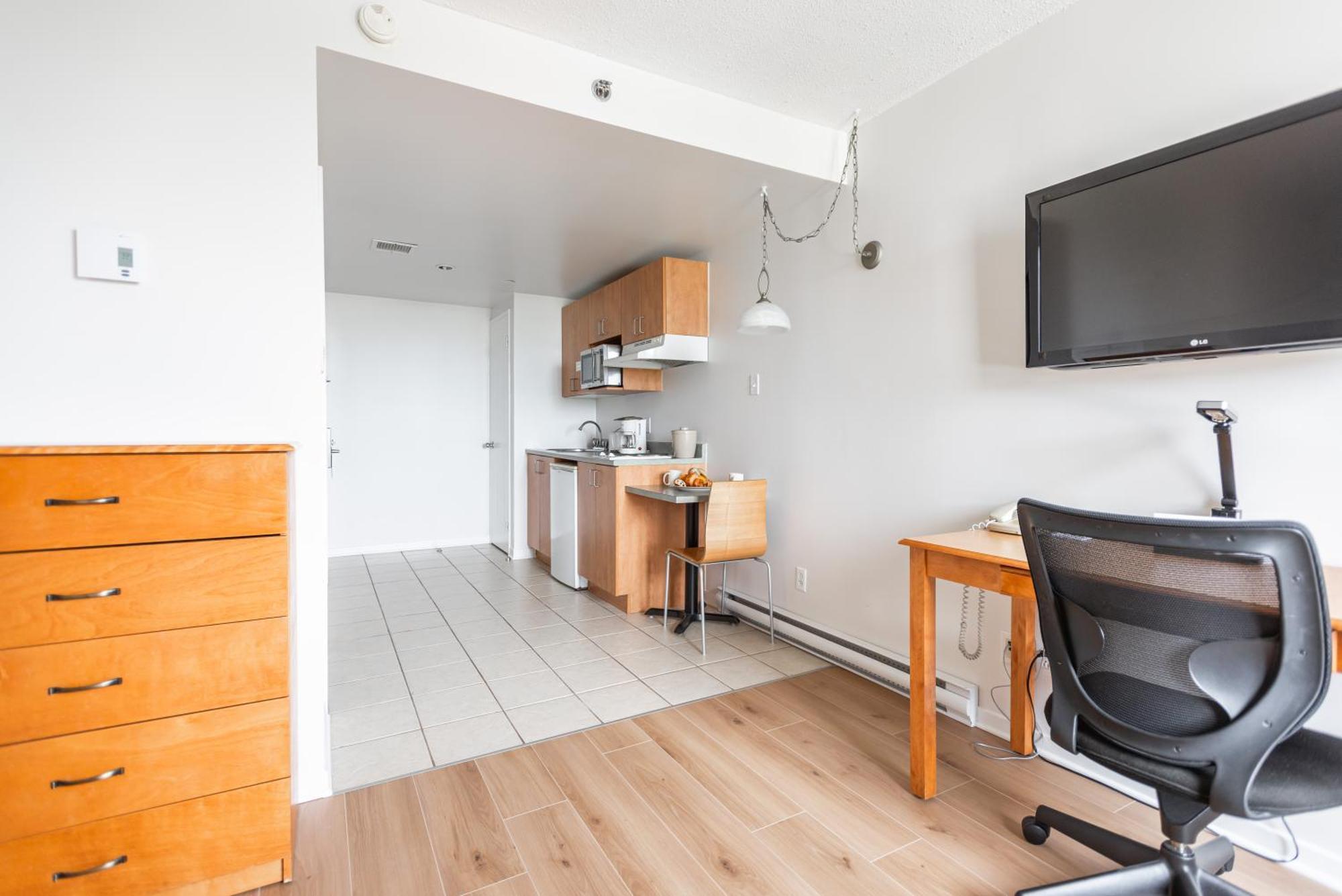 Hotel Les Suites Labelle Montréal Eksteriør bilde