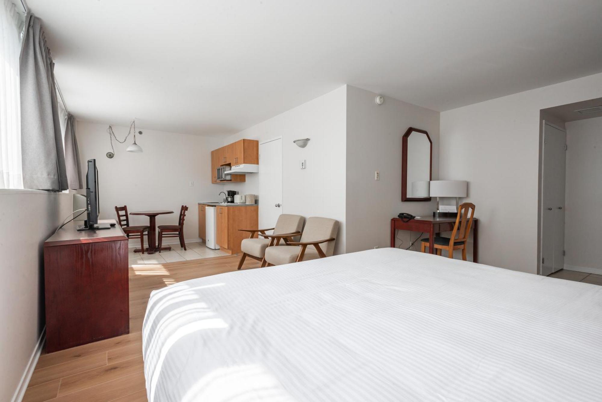 Hotel Les Suites Labelle Montréal Eksteriør bilde