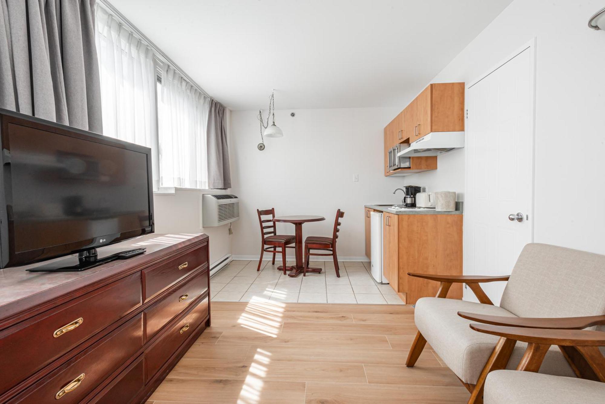 Hotel Les Suites Labelle Montréal Eksteriør bilde